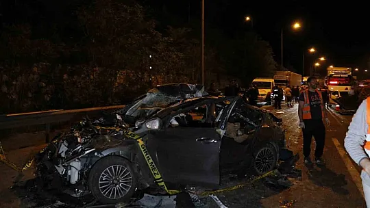 Adana'da 13 aracın karıştığı kazada kapanan otoyol ulaşıma açıldı