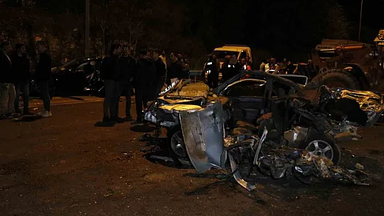 Adana'da 13 aracın karıştığı kazada kapanan otoyol ulaşıma açıldı