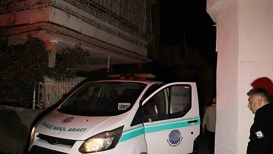 Adana'da cinnet geçiren koca aile bireylerinin boğazını kesti: 2 ölü, 2 ağır yaralı