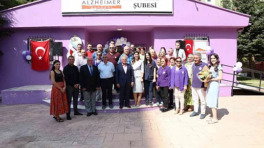 Alzheimer hastalarına 'özel proje'