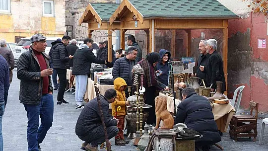 Talas Antika Pazarı yine farklı yine canlı
