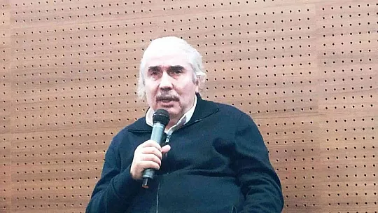 AÖB Kitap Okuma Akademisi'nin konuğu Şair Ali Ural oldu