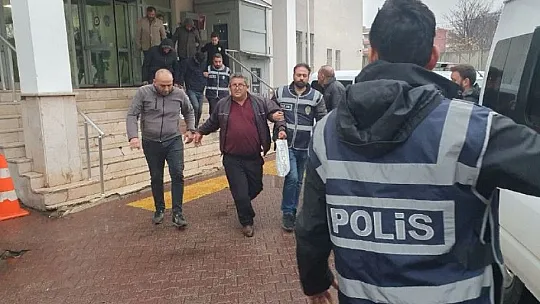 Operasyon: 22 gözaltı