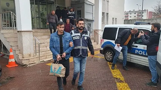 Operasyon: 22 gözaltı