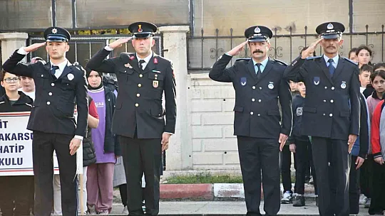 Ulu Önder Atatürk saygıyla anıldı