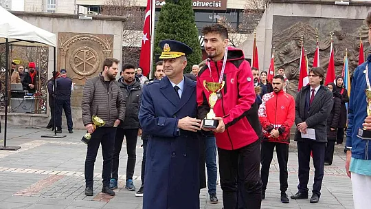 Atatürk'ün Kayseri'ye gelişinin 103. Yılı Kutlandı