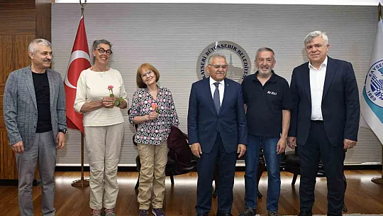 Büyükkılıç'ı hangi yabancılar ziyaret etti...