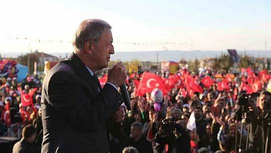 Bakan Akar: 'Hiçbir işçinin hakkını yedirmedik yedirmeyeceğiz'