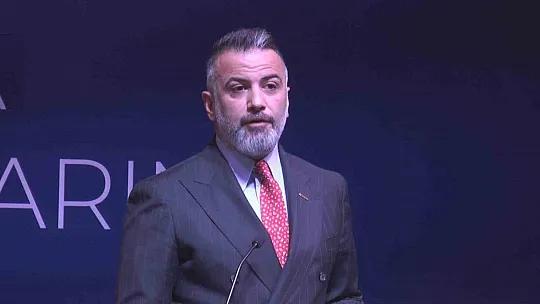 Bakan Akar: Nereden baksanız tutarsız, nereden baksanız ahmakça!