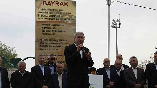 Milli Savunma Bakanı Hulusi Akar Kayseri Şeker'i ziyaret etti...
