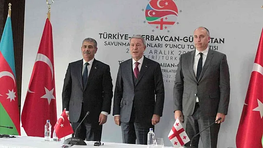 Bakan Akar'dan Yunanistan tepkisi...