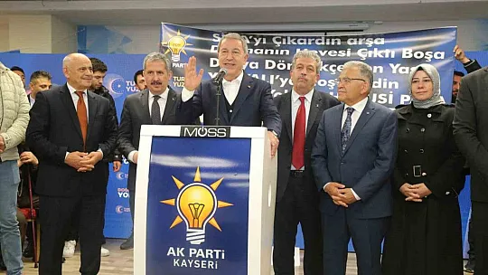 Bakan Akar üst üste iki müjdeli haber verdi
