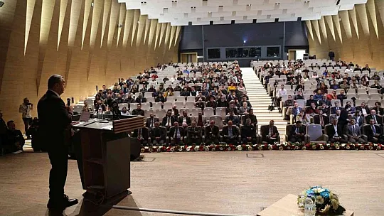 Bakan Yardımcısı Kayseri'de konuştu: Türkiye katma değer üreten bir ülke haline geliyor