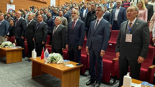 AK Parti Milletvekili Yıldız: Parayı cebinize koyduğunuzda bir fırsat ama kalbinize koyduğunuzda bir tehdit!