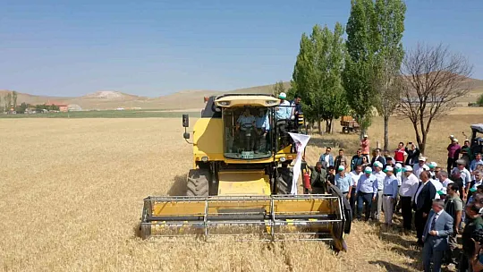Kayseri'ye 2 milyar TL'lik hizmet