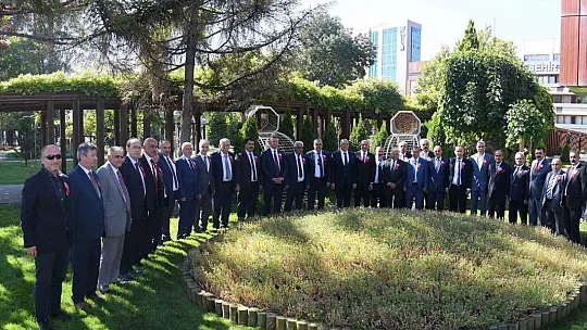 'Ahi ahlaki bir yaşam felsefesi olmalıdır'