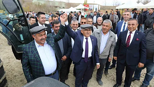 Başkan Büyükkılıç: 'Birikimimizle, ekibimizle durmak yok, koşmaya devam'