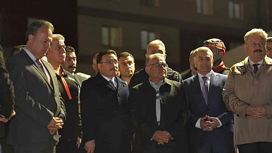 Vali ve Başkan, 'Çök-Kapan-Tutun' yaptı!