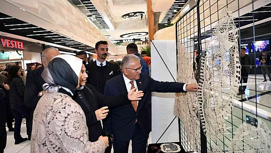 'Dantel Anglez El Sanatları Sergisi açıldı...