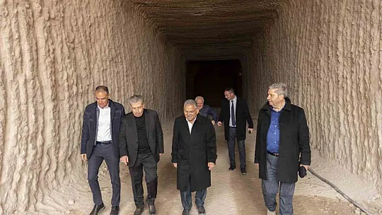 Büyükkılıç: 'Hem tarihimize sahip çıkıyoruz hem de ilklere imza atıyoruz'