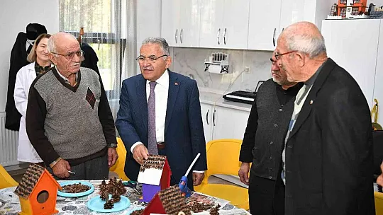 Büyükkılıç 'Ulu Çınarları' Ziyaret etti