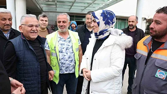 Kahramanmaraş'ta yaralar sarılıyor