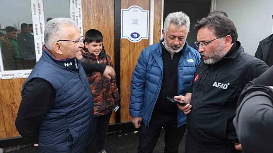 Kahramanmaraş'ta yaralar sarılıyor