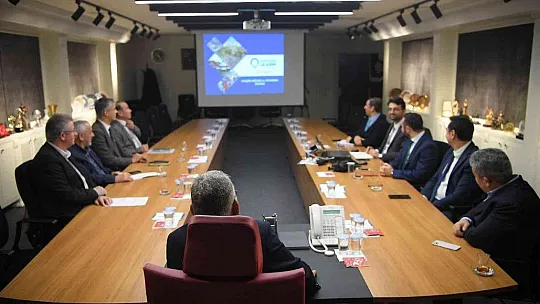 Başkan Büyükkılıç'a 'ulaşım ağları ve aktarma sistemleri' sunumu