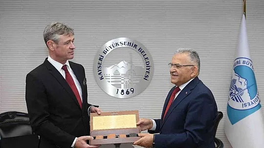 Büyükkılıç'ı kimler ziyaret etti! İşte geride kalan yılın ziyaretçileri...