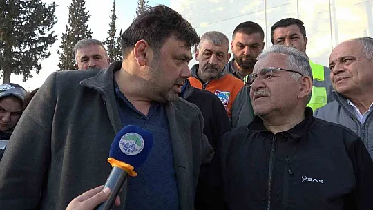 'İlk cenaze aracı ve kefen Kayseri Büyükşehir'den geldi'