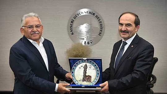 Büyükkılıç'ı kimler ziyaret etti?