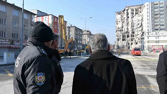 Büyükkılıç: Yıkım işlemini Kayseri Valiliği yapıyor!