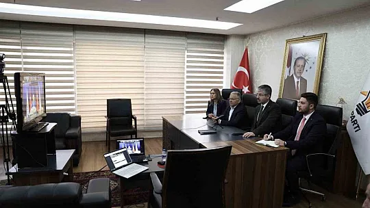AK Parti Genişletilmiş İl Başkanları Toplantısına katıldılar