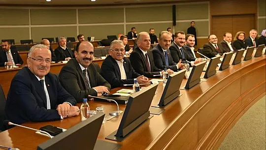 Büyükkılıç, Ankara'da 'Tarım ve Orman' Zirvesine Katıldı