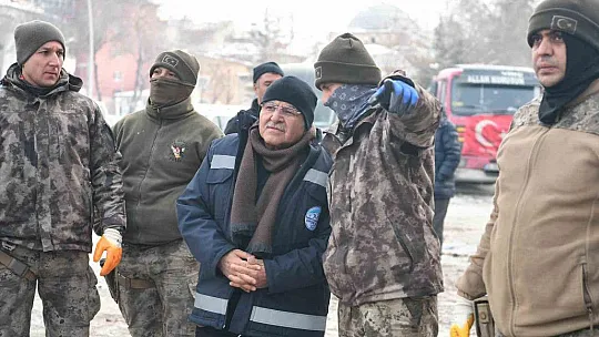 Başkan Büyükkılıç, Bakan Soylu Başkanlığı'nda Deprem Koordinasyon Toplantısı'na katıldı