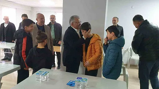 Başkan Büyükkılıç, depremzedelerin her zaman yanında