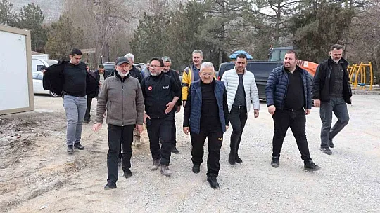 Büyükkılıç, Elbistan Kayseri Çarşısı'nda incelemelerde bulundu