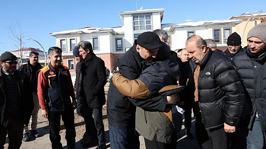 Büyükkılıç: Gün eleştirme günü değil