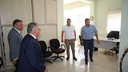 Başkanlar, Hacılar'da muhtarları dinledi: Gözbebeğimizsiniz!
