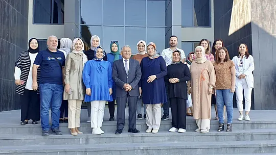 Başkan Büyükkılıç, minikleri yanlız bırakmadı