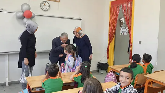 Başkan Büyükkılıç, minikleri yanlız bırakmadı