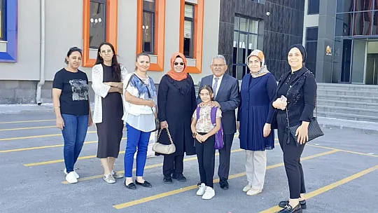 Başkan Büyükkılıç, minikleri yanlız bırakmadı