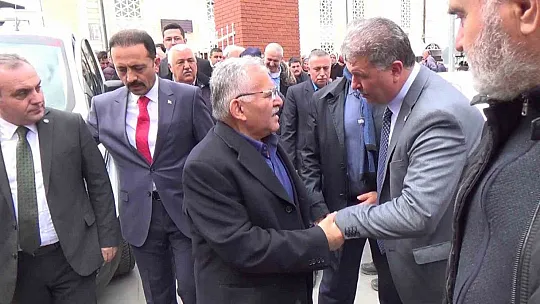 Büyükkılıç'ın Ablası Son Yolculuğuna Uğurlandı