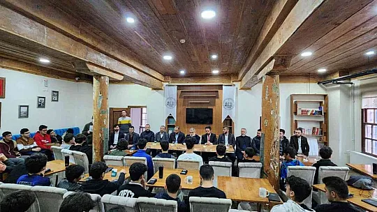 AK Parti Milletvekili Karayel, Belediyenin projelerini inceledi