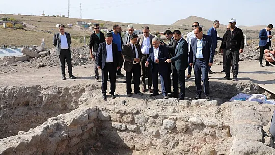 Kayseri'nin o ilçesinde Bizans İmparatoru'nun izlerini sürüyorlar