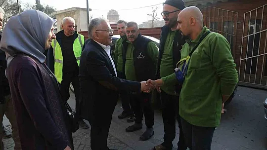 Başkan Büyükkılıç, Konteyner Kent'te depremzedelerle bir araya geldi