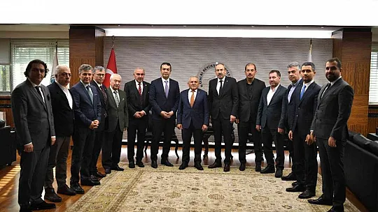 Gülsoy ve ekibinden, Başkan Büyükkılıç'a ziyaret!