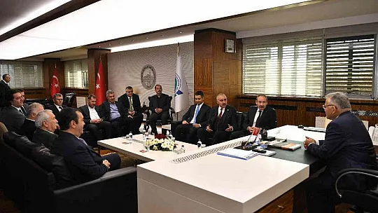 Gülsoy ve ekibinden, Başkan Büyükkılıç'a ziyaret!