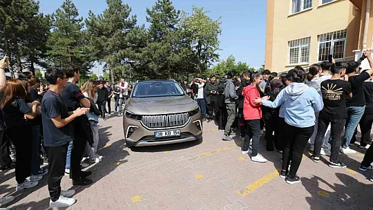 TOGG öğrencilerle buluştu