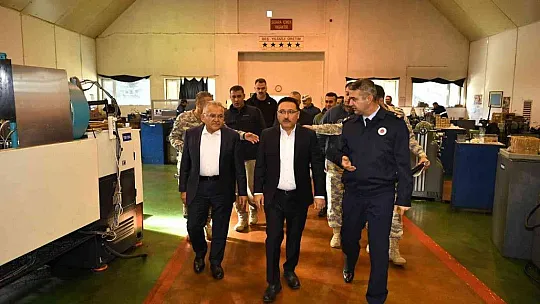Başkan Büyükkılıç, Rahvan'a bindi, Seyit Onbaşı'yı inceledi